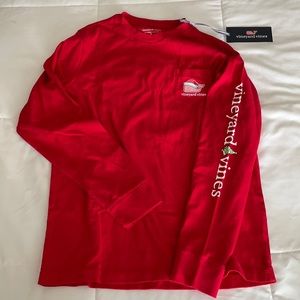Vineyard vines long sleeve T Merry Christmas